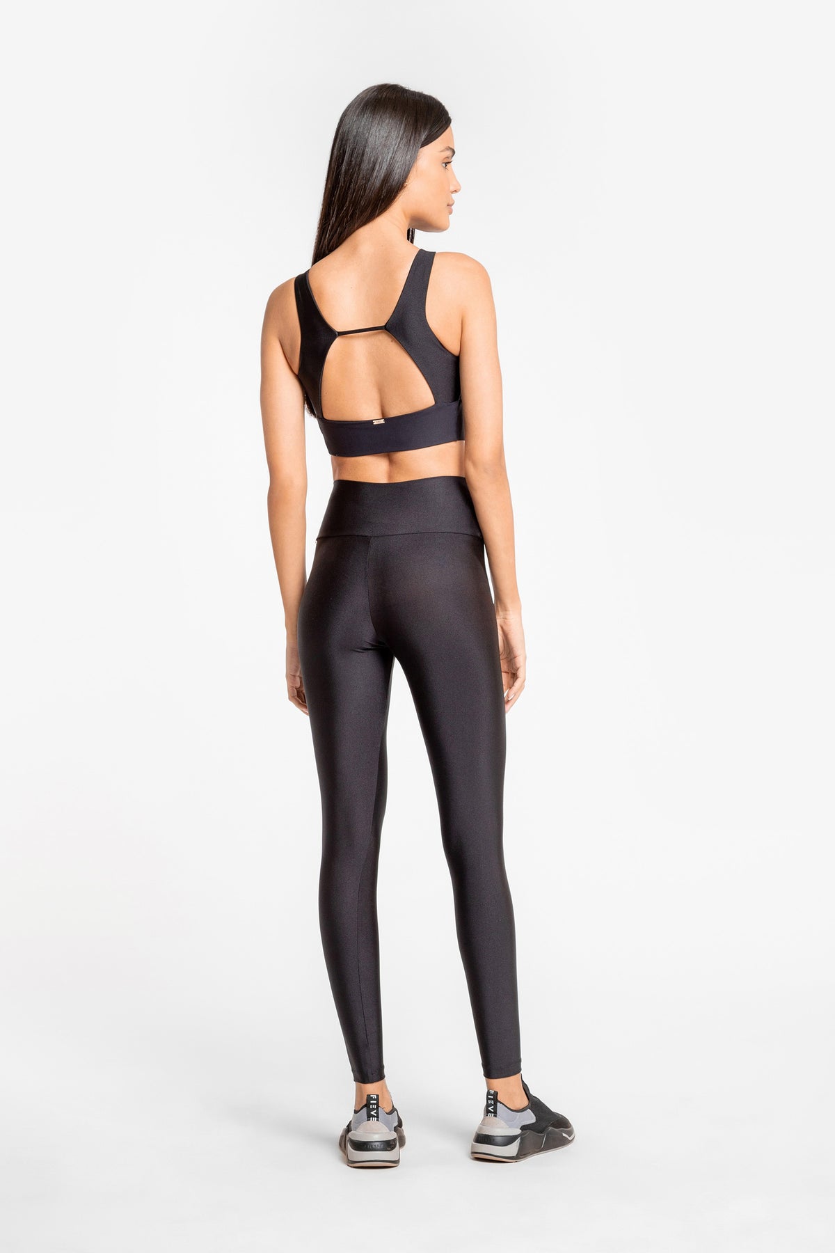 Essential Jackstone Tight